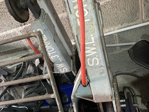 Tonne post vehicle lift - 3,